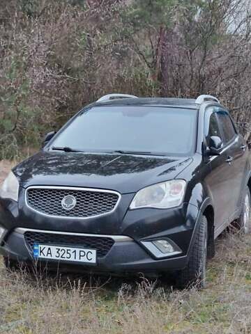 Чорний Cанг Йонг Korando, об'ємом двигуна 2 л та пробігом 218 тис. км за 7499 $, фото 31 на Automoto.ua