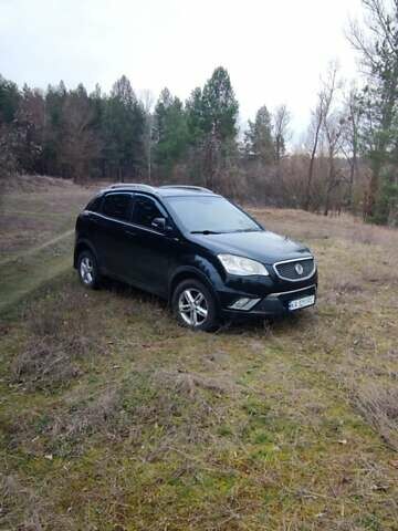 Чорний Cанг Йонг Korando, об'ємом двигуна 2 л та пробігом 218 тис. км за 7499 $, фото 29 на Automoto.ua