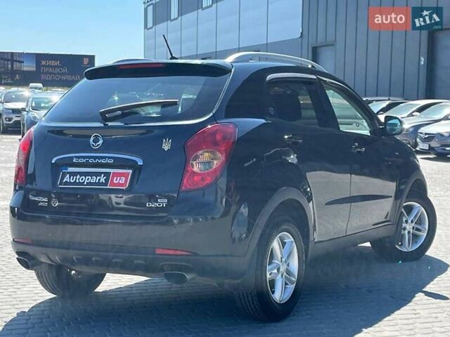 Чорний Cанг Йонг Korando, об'ємом двигуна 2 л та пробігом 208 тис. км за 7400 $, фото 3 на Automoto.ua