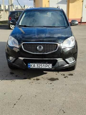 Чорний Cанг Йонг Korando, об'ємом двигуна 2 л та пробігом 218 тис. км за 7499 $, фото 63 на Automoto.ua