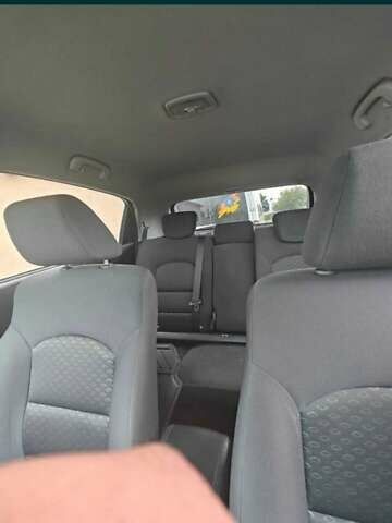 Черный Cанг Йонг Корандо, объемом двигателя 2 л и пробегом 194 тыс. км за 6000 $, фото 10 на Automoto.ua