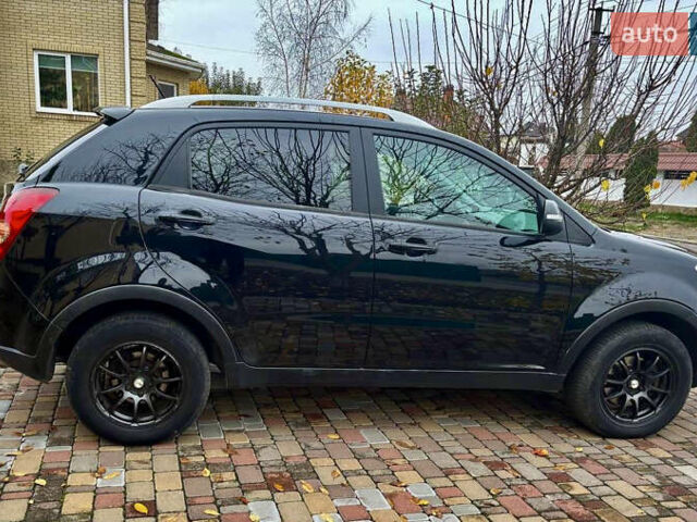 Черный Cанг Йонг Корандо, объемом двигателя 2 л и пробегом 168 тыс. км за 7200 $, фото 43 на Automoto.ua