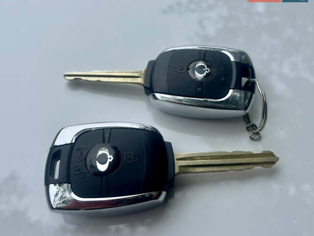 Черный Cанг Йонг Корандо, объемом двигателя 2 л и пробегом 168 тыс. км за 7200 $, фото 100 на Automoto.ua