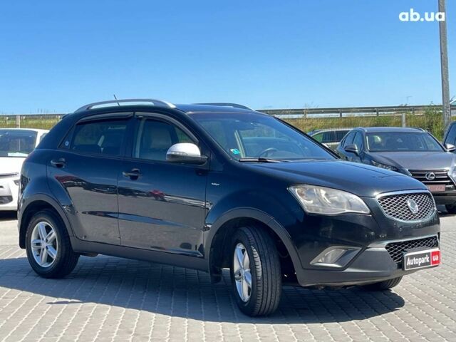 Чорний Cанг Йонг Korando, об'ємом двигуна 2 л та пробігом 208 тис. км за 7690 $, фото 19 на Automoto.ua