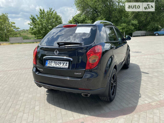 Чорний Cанг Йонг Korando, об'ємом двигуна 2 л та пробігом 190 тис. км за 8499 $, фото 8 на Automoto.ua