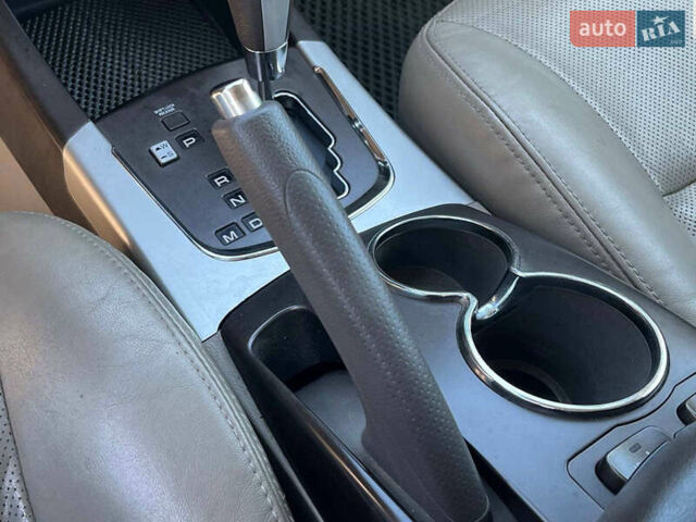 Чорний Cанг Йонг Korando, об'ємом двигуна 2 л та пробігом 208 тис. км за 7400 $, фото 47 на Automoto.ua