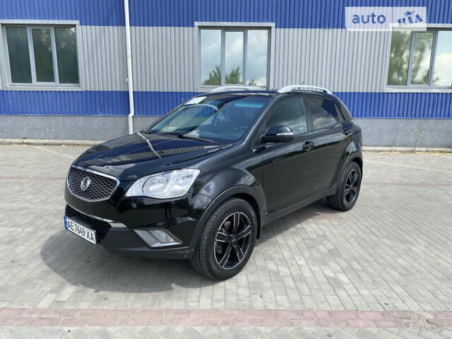 Чорний Cанг Йонг Korando, об'ємом двигуна 2 л та пробігом 190 тис. км за 8499 $, фото 10 на Automoto.ua