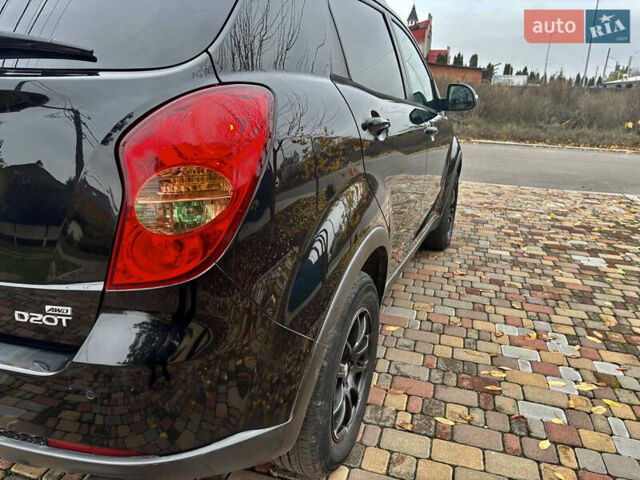 Черный Cанг Йонг Корандо, объемом двигателя 2 л и пробегом 168 тыс. км за 7200 $, фото 37 на Automoto.ua