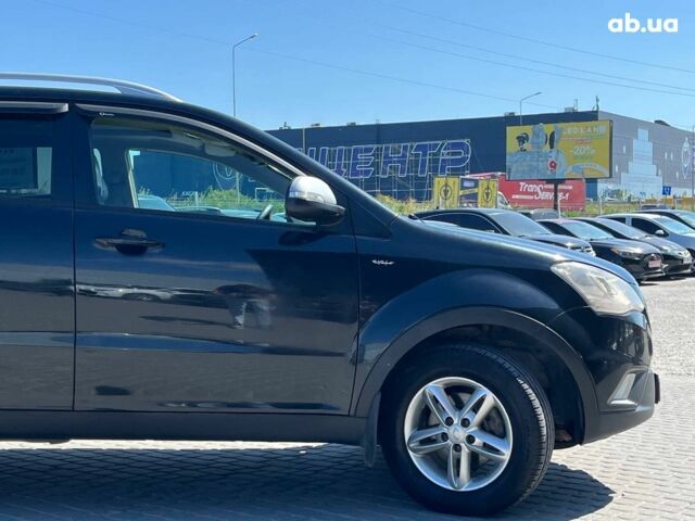 Чорний Cанг Йонг Korando, об'ємом двигуна 2 л та пробігом 208 тис. км за 7690 $, фото 11 на Automoto.ua