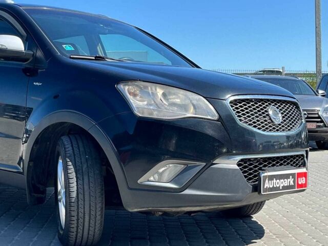 Чорний Cанг Йонг Korando, об'ємом двигуна 2 л та пробігом 208 тис. км за 6990 $, фото 9 на Automoto.ua