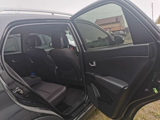 Черный Cанг Йонг Корандо, объемом двигателя 2 л и пробегом 350 тыс. км за 7000 $, фото 13 на Automoto.ua