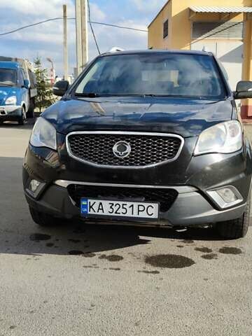 Cанг Йонг Korando 2011 у Харкові на Automoto.ua Чорний Cанг Йонг Korando, об'ємом двигуна 2 л та пробігом 215 тис. км за 7300 $, фото 3 на Automoto.ua