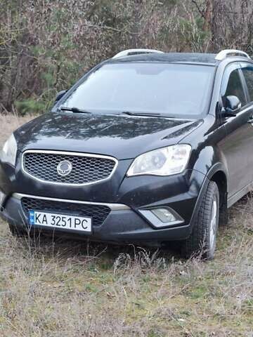 Чорний Cанг Йонг Korando, об'ємом двигуна 2 л та пробігом 218 тис. км за 7499 $, фото 32 на Automoto.ua