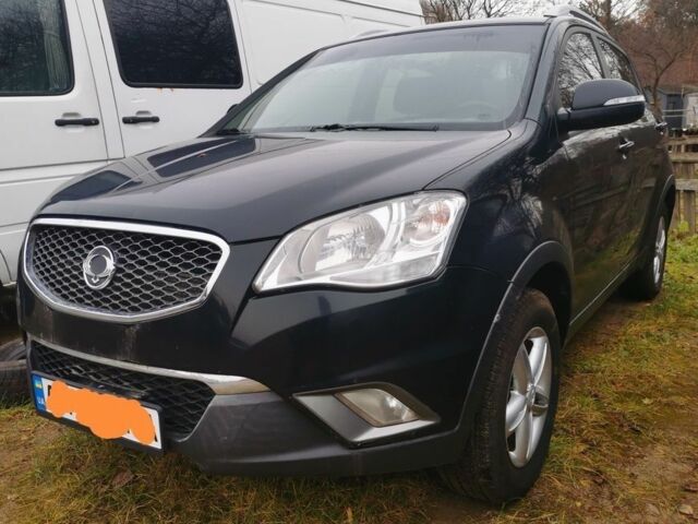 Черный Cанг Йонг Корандо, объемом двигателя 2 л и пробегом 350 тыс. км за 7000 $, фото 4 на Automoto.ua