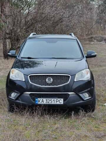 Чорний Cанг Йонг Korando, об'ємом двигуна 2 л та пробігом 218 тис. км за 7499 $, фото 23 на Automoto.ua