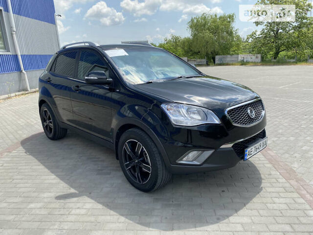 Чорний Cанг Йонг Korando, об'ємом двигуна 2 л та пробігом 190 тис. км за 8499 $, фото 7 на Automoto.ua