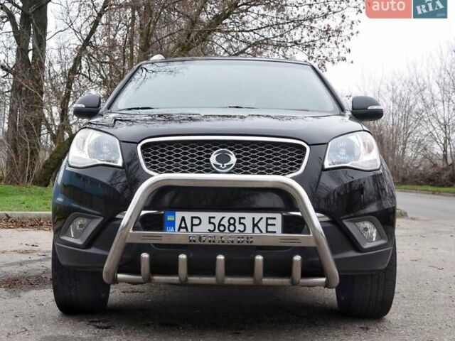 Чорний Cанг Йонг Korando, об'ємом двигуна 2 л та пробігом 156 тис. км за 9000 $, фото 2 на Automoto.ua