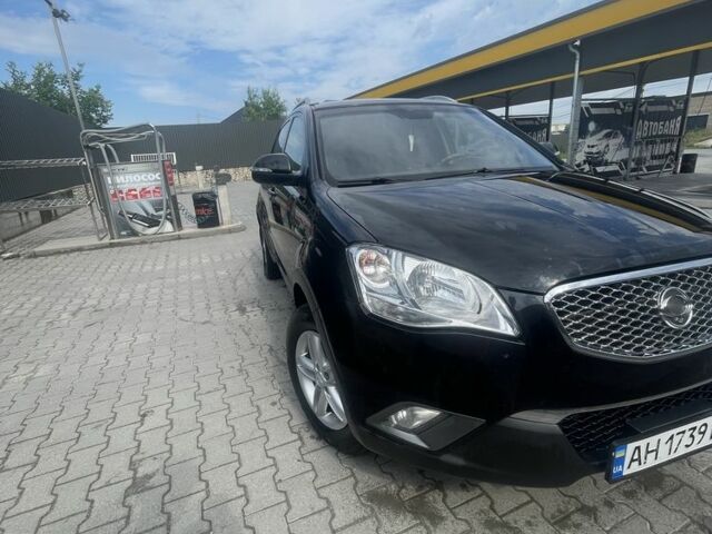Чорний Cанг Йонг Korando, об'ємом двигуна 2 л та пробігом 181 тис. км за 9300 $, фото 10 на Automoto.ua