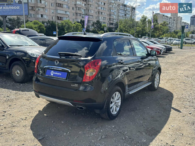 Черный Cанг Йонг Корандо, объемом двигателя 2 л и пробегом 169 тыс. км за 8900 $, фото 4 на Automoto.ua