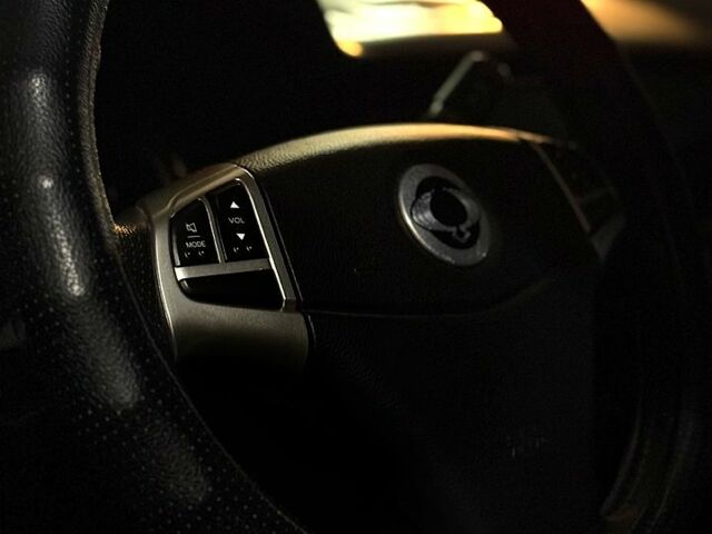 Чорний Cанг Йонг Korando, об'ємом двигуна 2 л та пробігом 0 тис. км за 10000 $, фото 10 на Automoto.ua