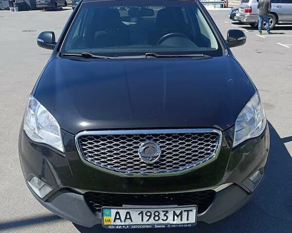 Чорний Cанг Йонг Korando, об'ємом двигуна 2 л та пробігом 158 тис. км за 9000 $, фото 1 на Automoto.ua