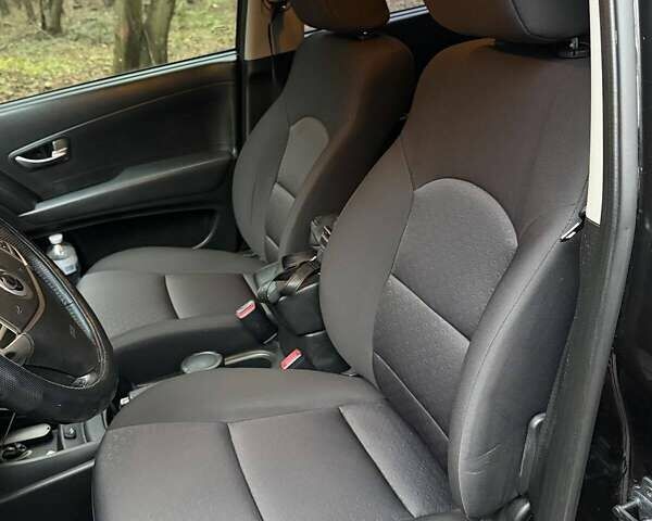 Чорний Cанг Йонг Korando, об'ємом двигуна 2 л та пробігом 163 тис. км за 8100 $, фото 15 на Automoto.ua