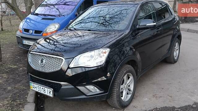 Чорний Cанг Йонг Korando, об'ємом двигуна 2 л та пробігом 52 тис. км за 12600 $, фото 6 на Automoto.ua