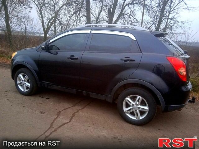 Черный Cанг Йонг Корандо, объемом двигателя 2 л и пробегом 316 тыс. км за 8800 $, фото 4 на Automoto.ua