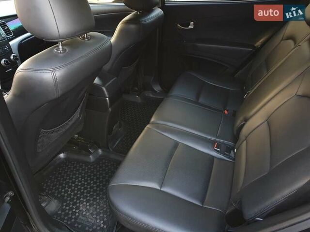Чорний Cанг Йонг Korando, об'ємом двигуна 2 л та пробігом 108 тис. км за 10500 $, фото 13 на Automoto.ua