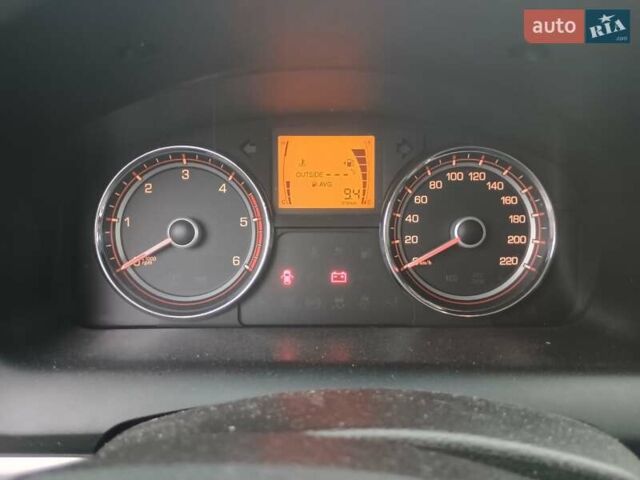 Черный Cанг Йонг Корандо, объемом двигателя 2 л и пробегом 165 тыс. км за 8200 $, фото 8 на Automoto.ua