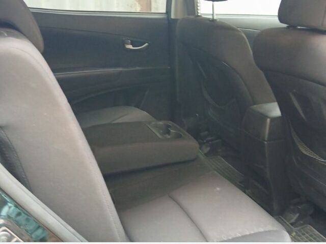 Cанг Йонг Korando 2013 у Харкові на Automoto.ua Чорний Cанг Йонг Korando, об'ємом двигуна 0 л та пробігом 350 тис. км за 4000 $, фото 2 на Automoto.ua