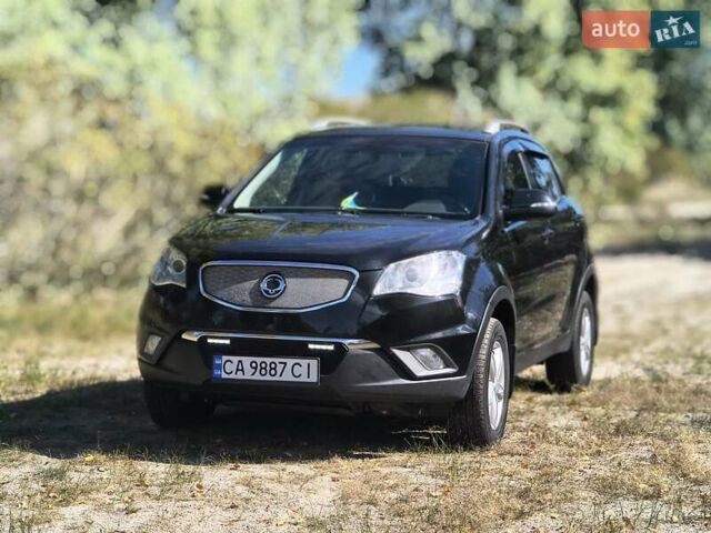 Чорний Cанг Йонг Korando, об'ємом двигуна 2 л та пробігом 225 тис. км за 8200 $, фото 6 на Automoto.ua