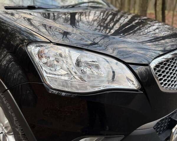 Чорний Cанг Йонг Korando, об'ємом двигуна 2 л та пробігом 163 тис. км за 8100 $, фото 7 на Automoto.ua