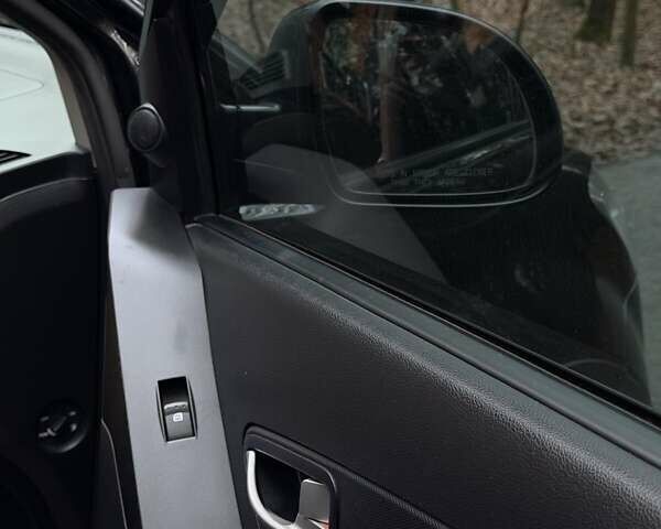 Чорний Cанг Йонг Korando, об'ємом двигуна 2 л та пробігом 163 тис. км за 8100 $, фото 22 на Automoto.ua