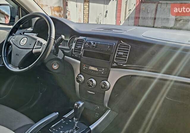 Черный Cанг Йонг Корандо, объемом двигателя 2 л и пробегом 100 тыс. км за 8300 $, фото 15 на Automoto.ua