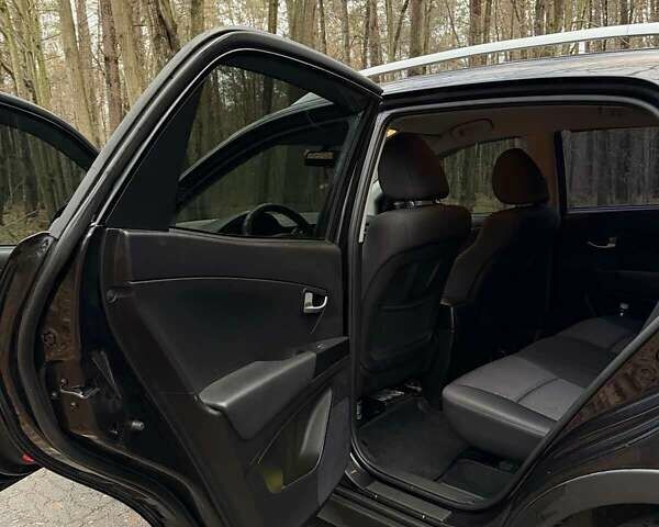 Чорний Cанг Йонг Korando, об'ємом двигуна 2 л та пробігом 163 тис. км за 8100 $, фото 27 на Automoto.ua