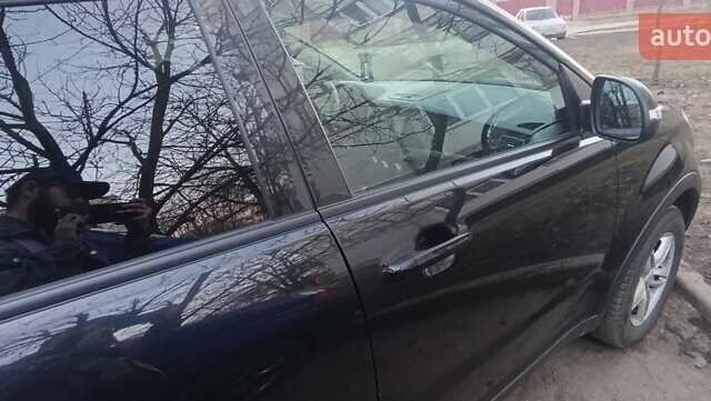 Чорний Cанг Йонг Korando, об'ємом двигуна 2 л та пробігом 52 тис. км за 12600 $, фото 2 на Automoto.ua