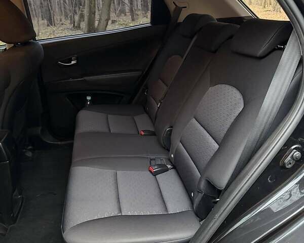 Чорний Cанг Йонг Korando, об'ємом двигуна 2 л та пробігом 163 тис. км за 8100 $, фото 13 на Automoto.ua