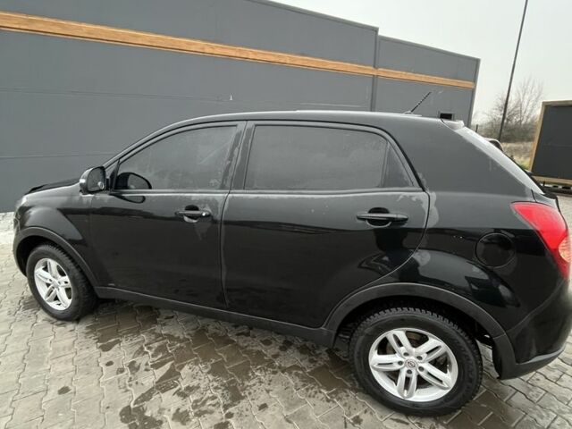 Черный Cанг Йонг Корандо, объемом двигателя 2 л и пробегом 55 тыс. км за 11650 $, фото 4 на Automoto.ua