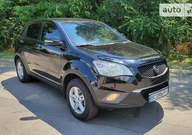 Чорний Cанг Йонг Korando, об'ємом двигуна 2 л та пробігом 167 тис. км за 9500 $, фото 1 на Automoto.ua