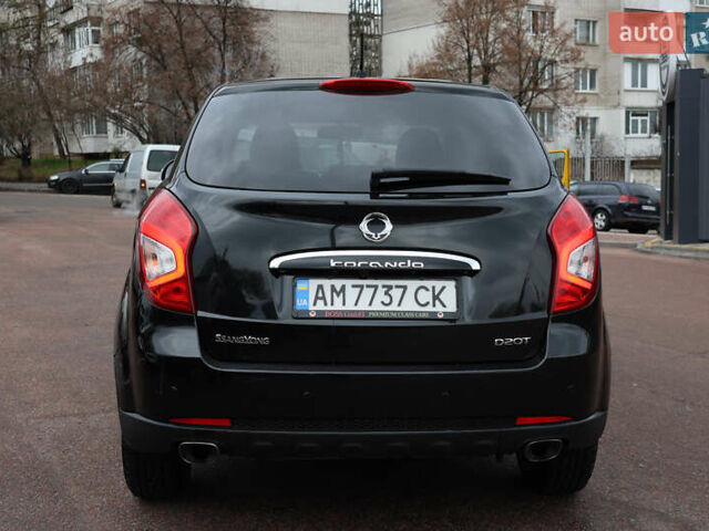 Чорний Cанг Йонг Korando, об'ємом двигуна 2 л та пробігом 263 тис. км за 8600 $, фото 4 на Automoto.ua