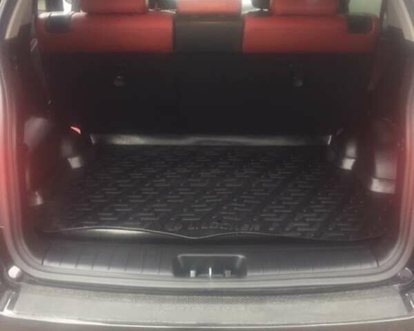 Черный Cанг Йонг Корандо, объемом двигателя 2 л и пробегом 116 тыс. км за 9500 $, фото 19 на Automoto.ua