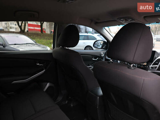 Чорний Cанг Йонг Korando, об'ємом двигуна 2 л та пробігом 263 тис. км за 8600 $, фото 19 на Automoto.ua