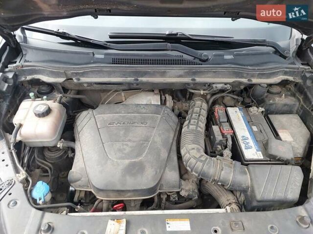 Черный Cанг Йонг Корандо, объемом двигателя 2 л и пробегом 163 тыс. км за 10599 $, фото 24 на Automoto.ua