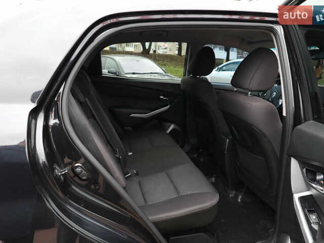 Чорний Cанг Йонг Korando, об'ємом двигуна 2 л та пробігом 263 тис. км за 8600 $, фото 14 на Automoto.ua