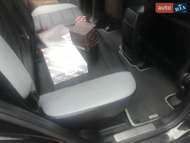 Чорний Cанг Йонг Korando, об'ємом двигуна 2 л та пробігом 131 тис. км за 9500 $, фото 20 на Automoto.ua