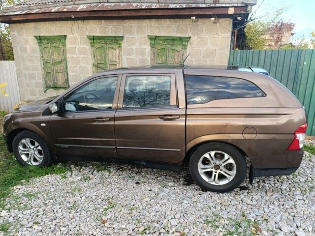 Коричневий Cанг Йонг Korando, об'ємом двигуна 2 л та пробігом 325 тис. км за 5100 $, фото 16 на Automoto.ua