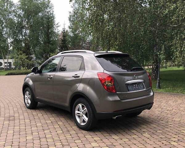 Коричневий Cанг Йонг Korando, об'ємом двигуна 2 л та пробігом 163 тис. км за 10500 $, фото 5 на Automoto.ua