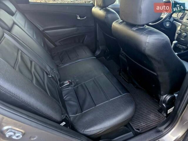 Коричневий Cанг Йонг Korando, об'ємом двигуна 2 л та пробігом 99 тис. км за 8900 $, фото 9 на Automoto.ua