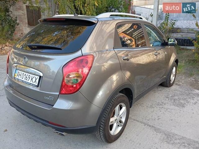 Коричневый Cанг Йонг Корандо, объемом двигателя 2 л и пробегом 190 тыс. км за 9000 $, фото 6 на Automoto.ua